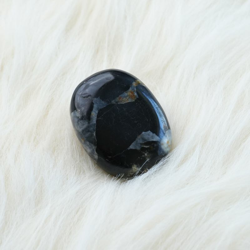 Black Tourmaline Oval – View 3