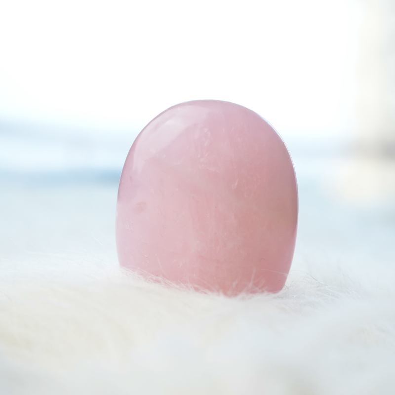Rose Quartz Oval – View 3