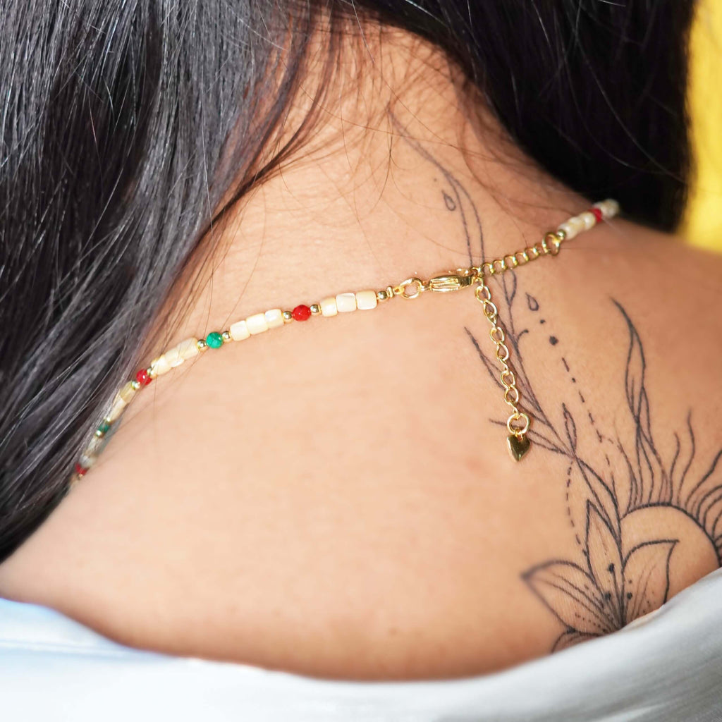 Shell Necklace & Bracelet – 2-in-1 Jewellery – View 3