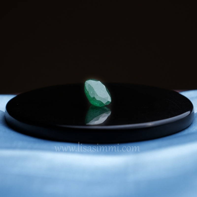 Green Aventurine (Margaj) Gemstone – View 3
