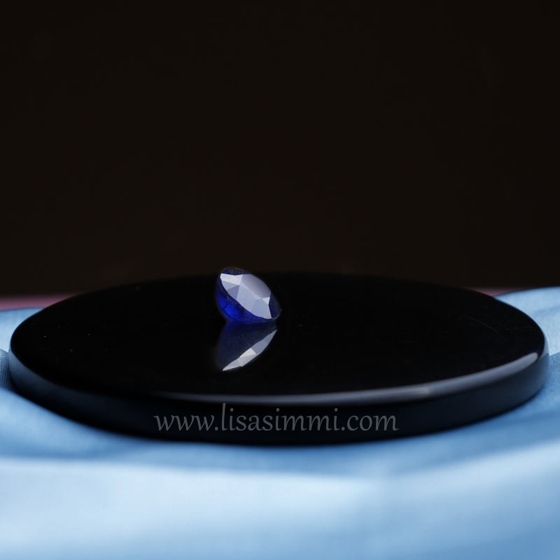Blue Sapphire (Neelam) Gemstone – View 2