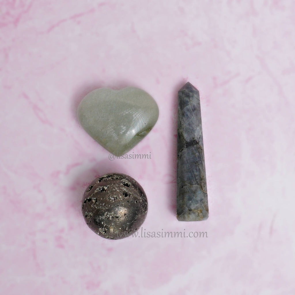 Wealth & Stability Crystal Kit – View 3