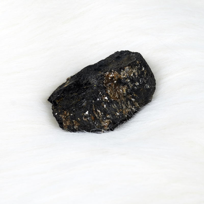 Black Tourmaline Raw – View 3