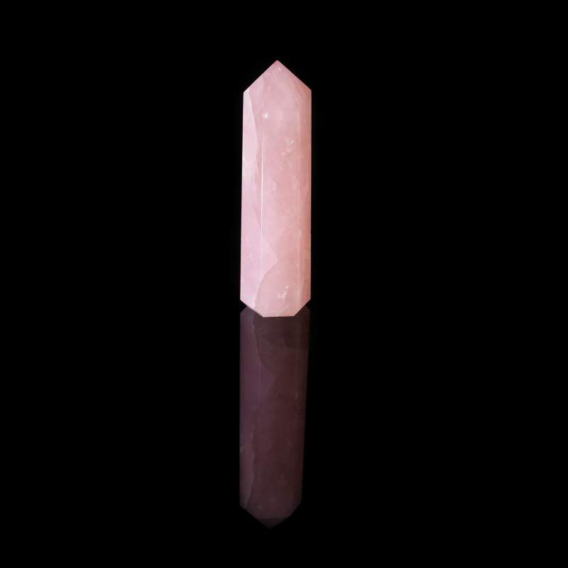 Rose Quartz Pointer – View 3